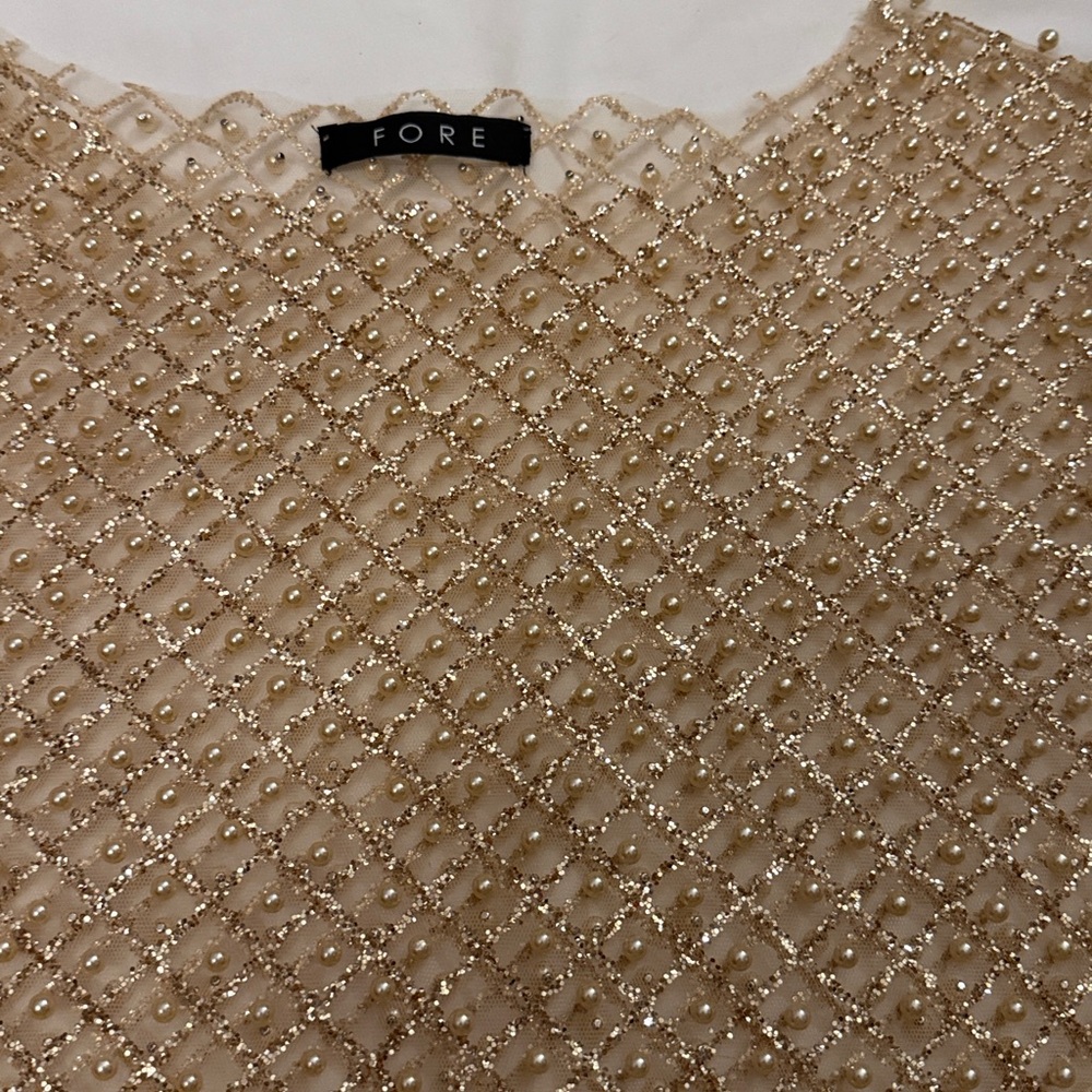 Fore Elegant Gold Pearl studded Women's Top size medium - Picture 6 of 6